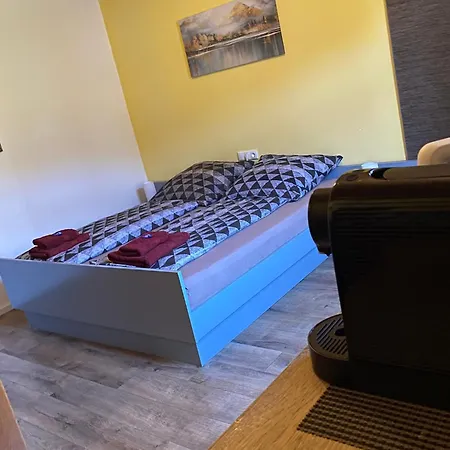 Gasthof Münzbach Ferienzimmer Im Historischen Stadtkern 3*